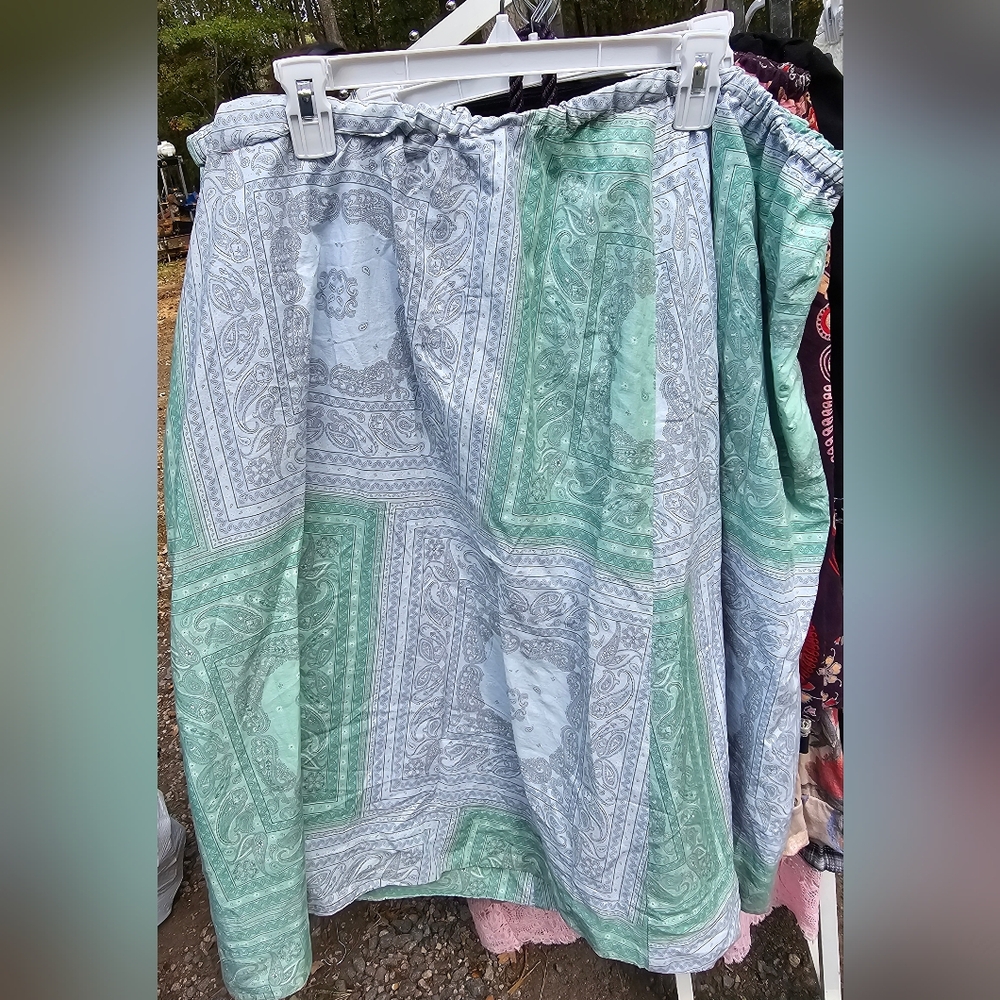 Green and Gray Patterned Skirt